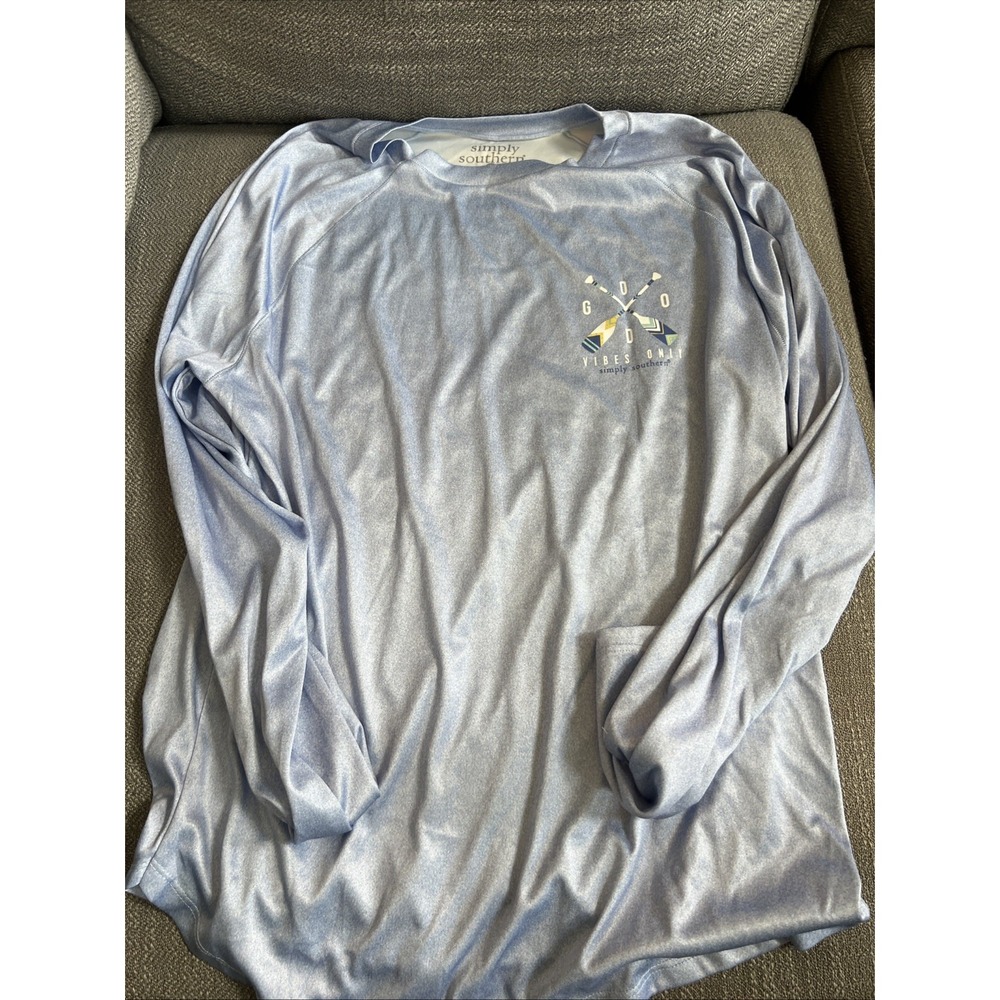 New Simply Southern Size Medium Blue Long Sleeve UPF 50+ Rash Guard Paddle